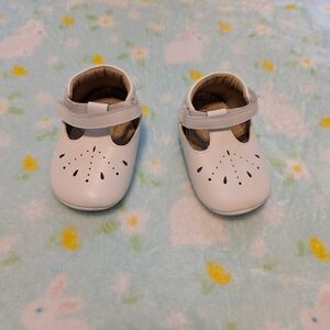 Felix & Flora White Mary Jane Flats Baby Shoes Size 6T 135cm Dress Shoe Toddler